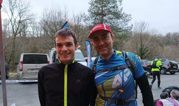 Des triathlètes en forêt de Mervent